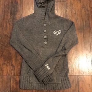 Women’s fox sweater